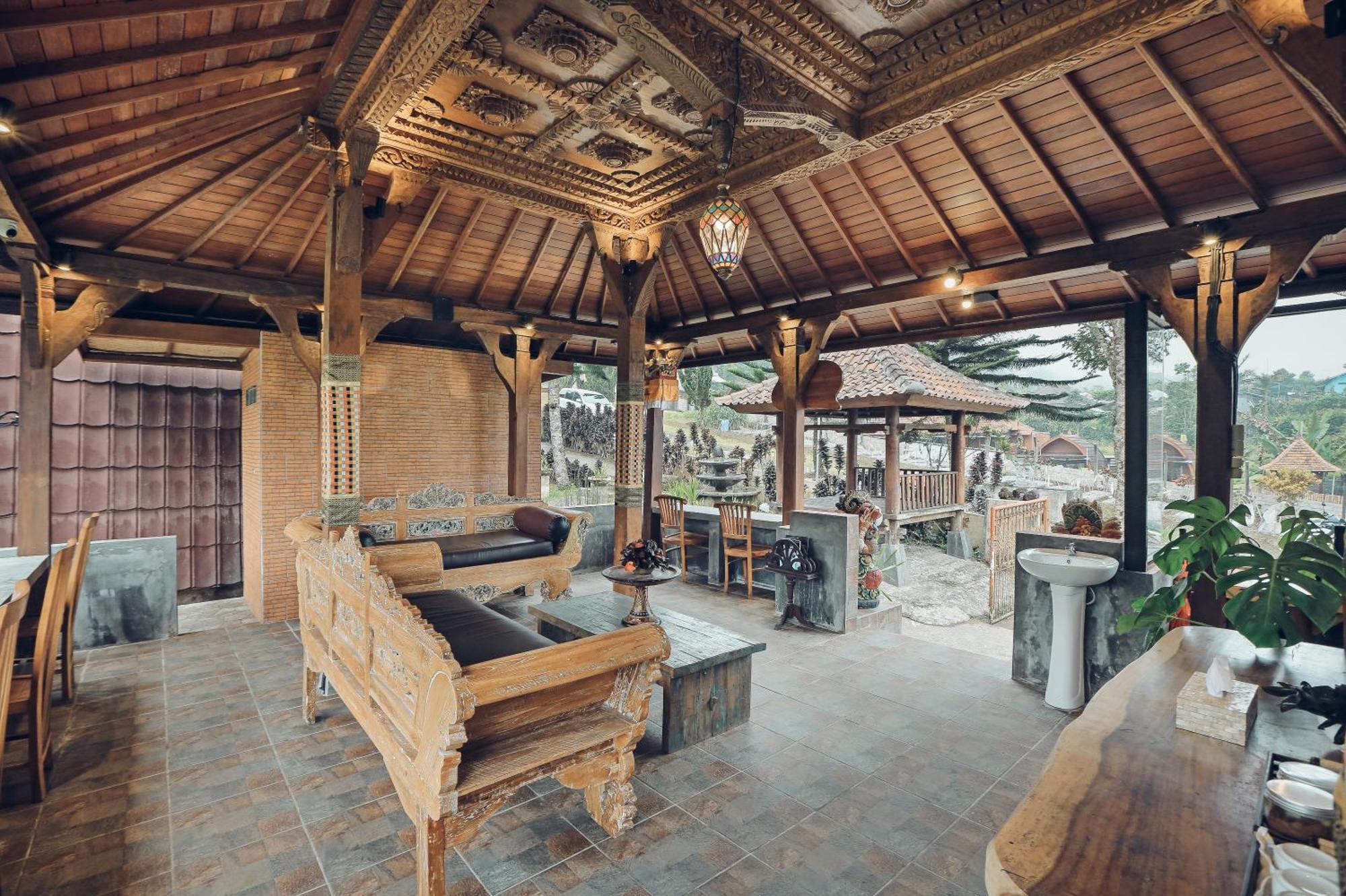 Tunjung Sari Villa Bedugul Bedugul  Exterior photo